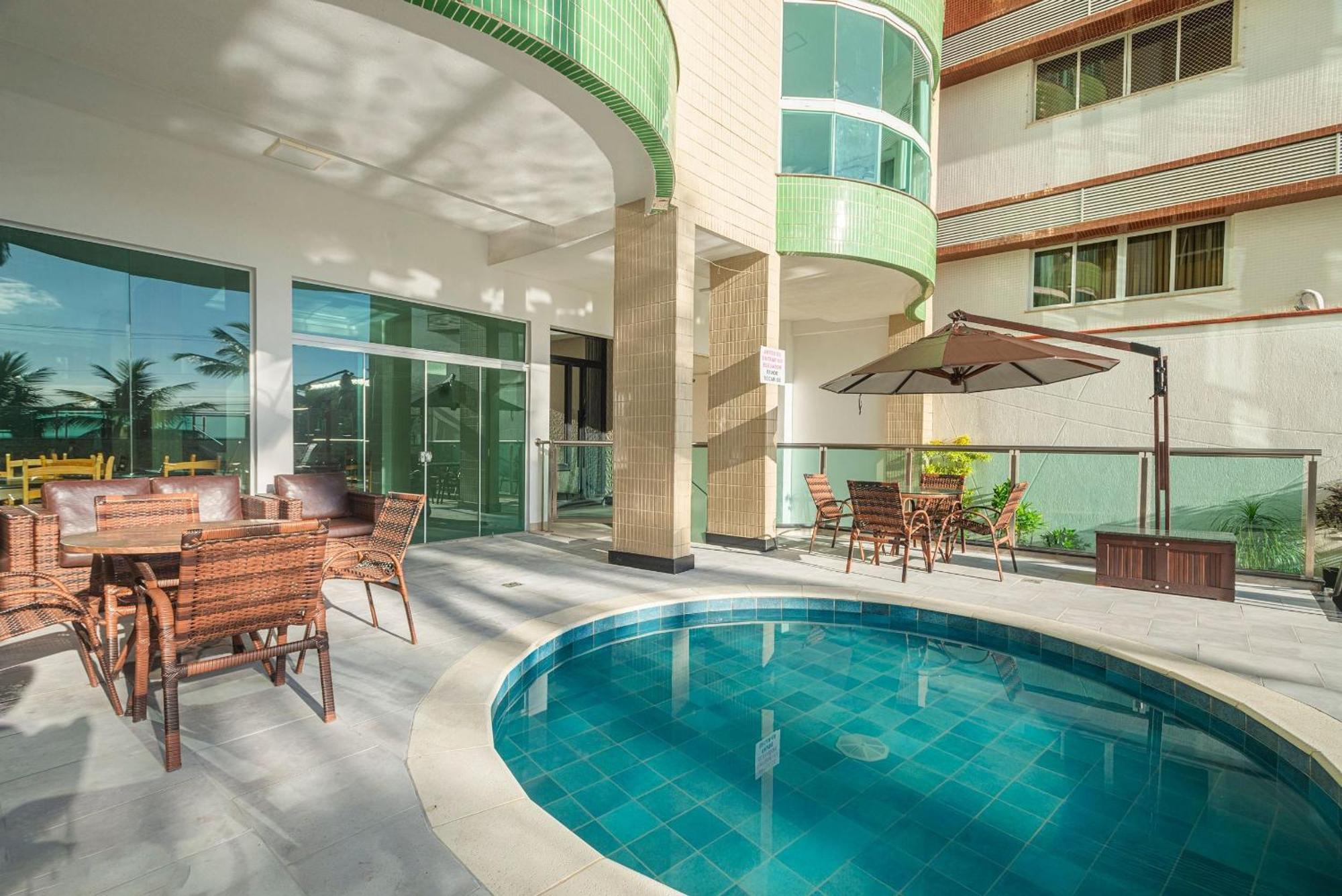 Itnc104 - Avenida Atlantica Com 3q E Churrasqueira Balneario Camboriu