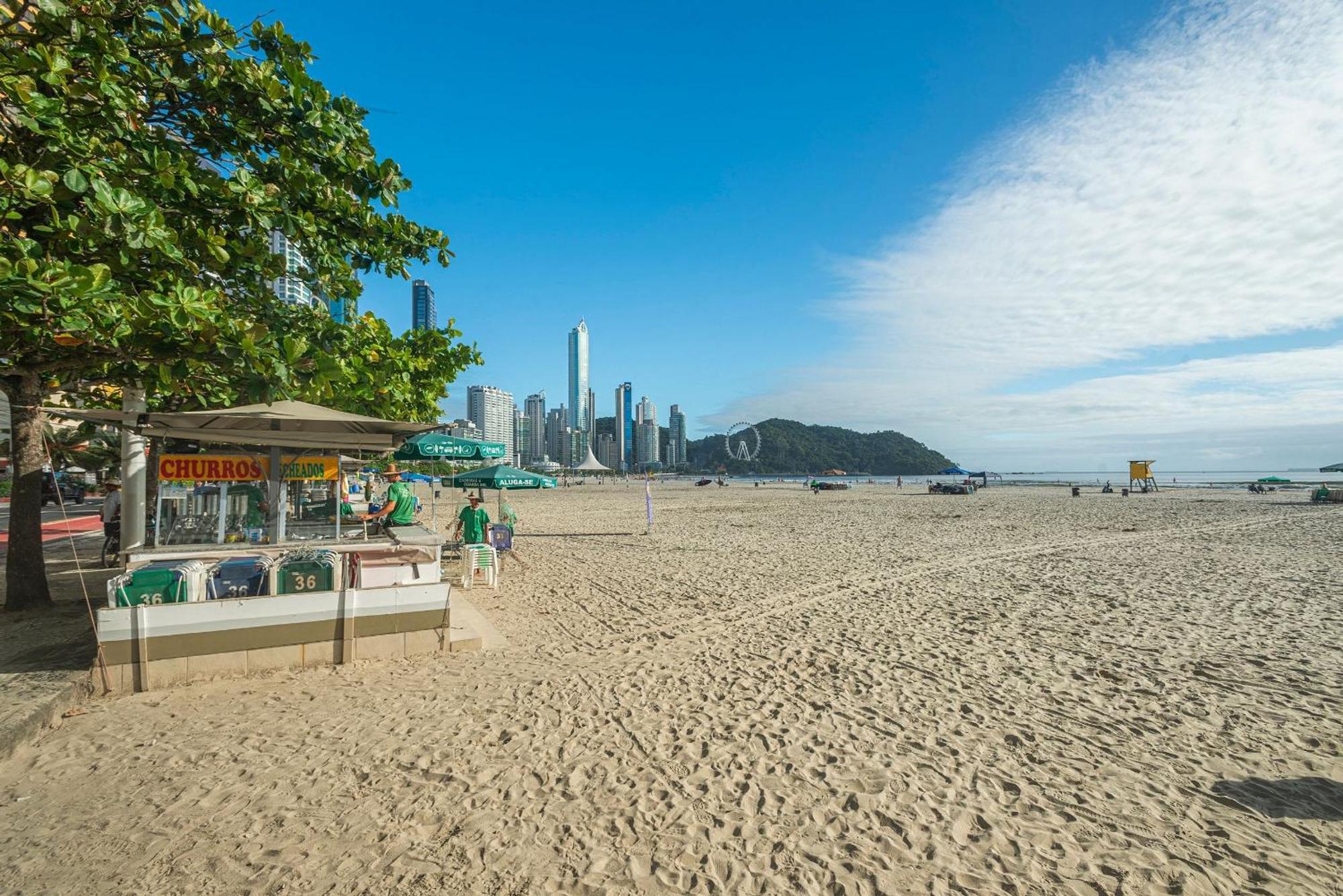 Itnc104 - Avenida Atlantica Com 3q E Churrasqueira Casa de férias