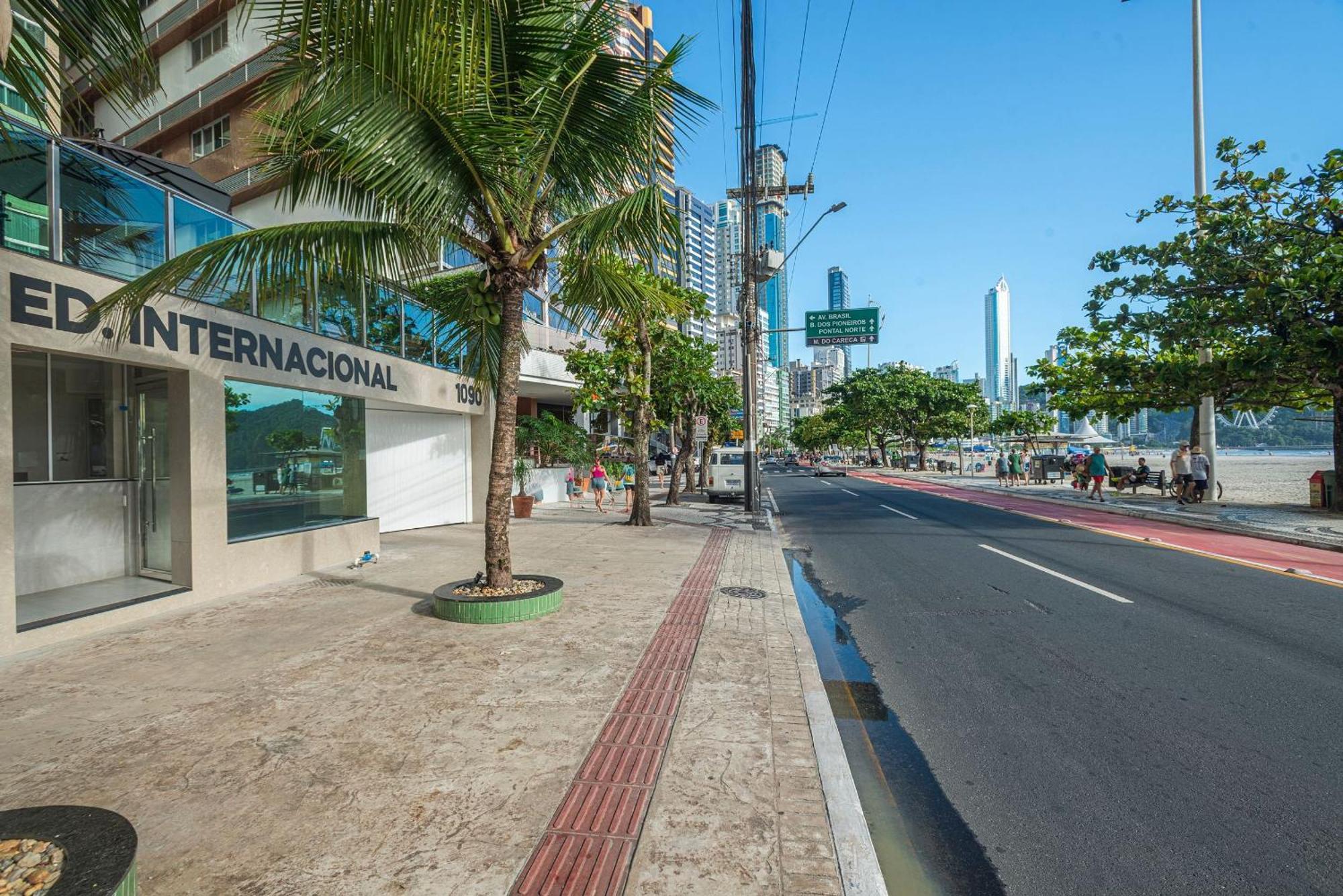 Casa de férias Itnc104 - Avenida Atlantica Com 3q E Churrasqueira